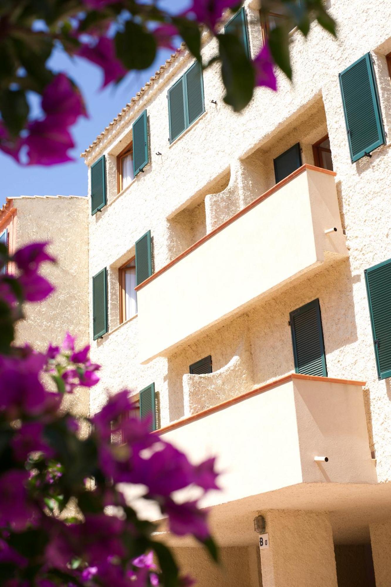 Blu Baita La Maddalena  Buitenkant foto